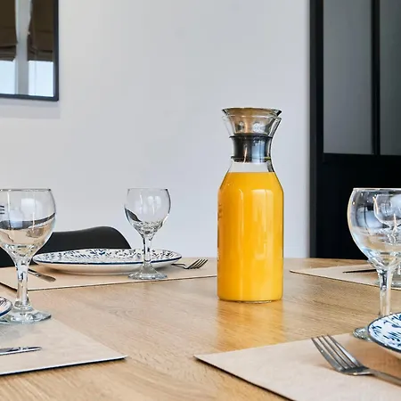 La Galerie 17 - Premium Location Apartment *